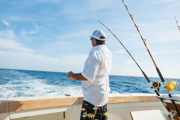 Can You Fish in Cancún: 7 Best Spots