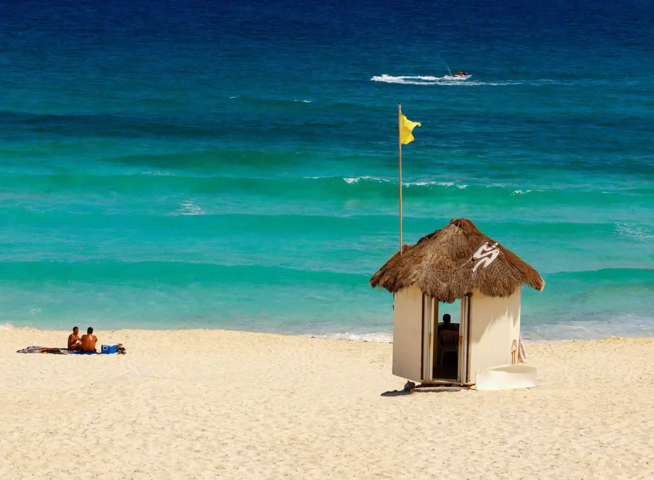 Cancun beach drug situation